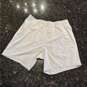 Men’s lululemon light grey Athletic Shorts